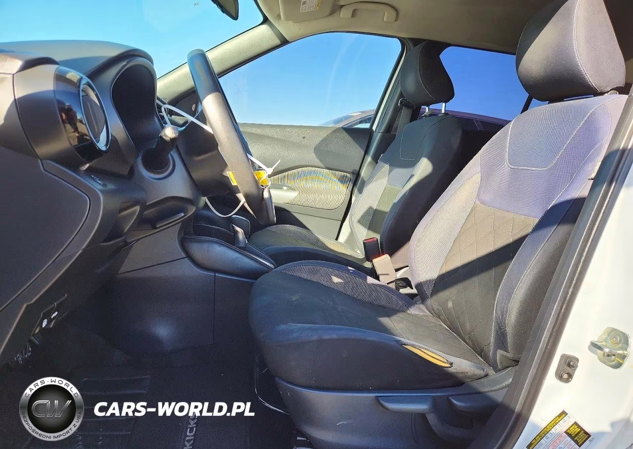 2018 Nissan Kicks Sv VIN:3N1CP5CU7JL542904 - 7