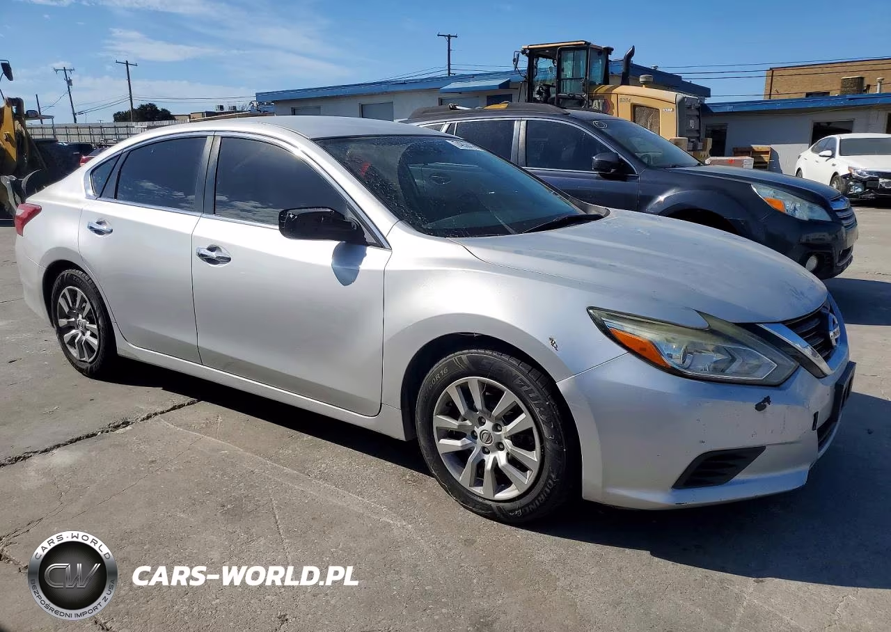 2017 Nissan Altima 2.5 S VIN:1N4AL3AP3HC234223 - 4