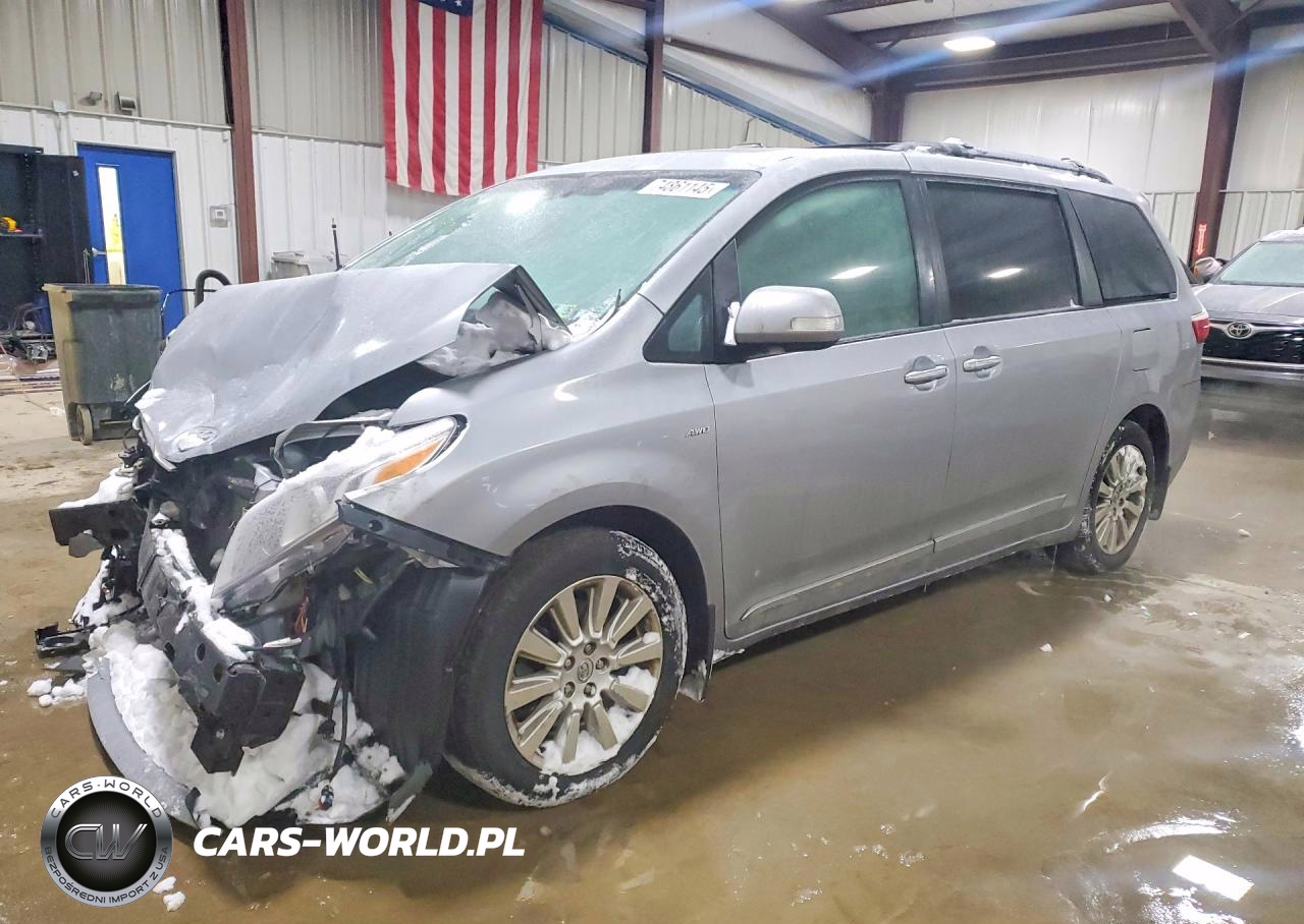 2016 Toyota Sienna Limited Premium 7-Passenger