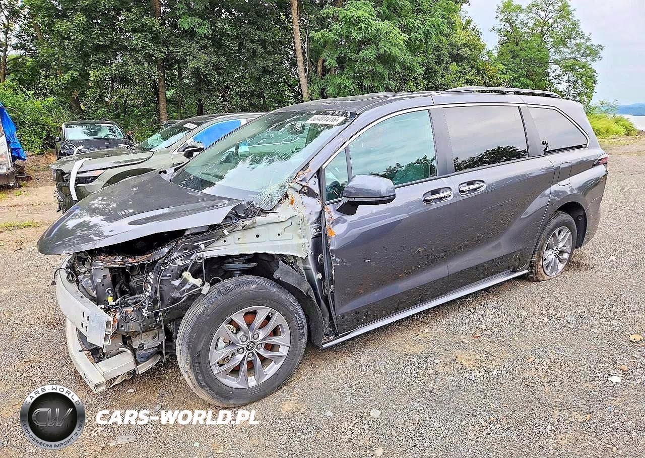 2025 Toyota Sienna Xle VIN:5TDYRKEC6SS242010 - 1