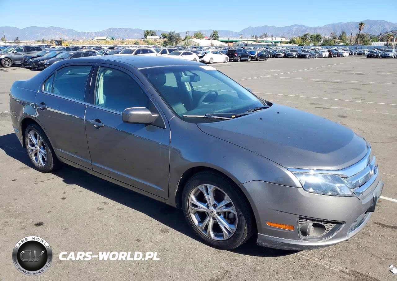 2012 Ford Fusion Se VIN:3FAHP0HA5CR125193 - 4