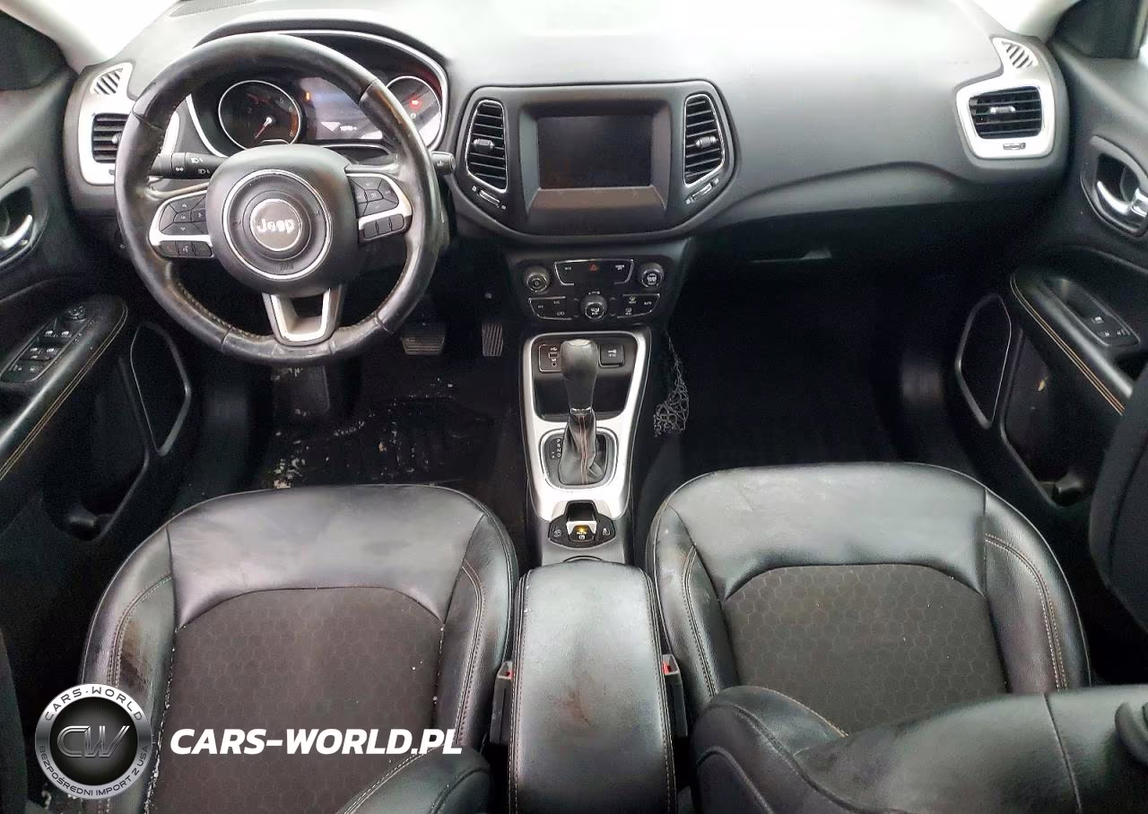 2018 Jeep Compass Latitude VIN:3C4NJCBB0JT194584 - 8