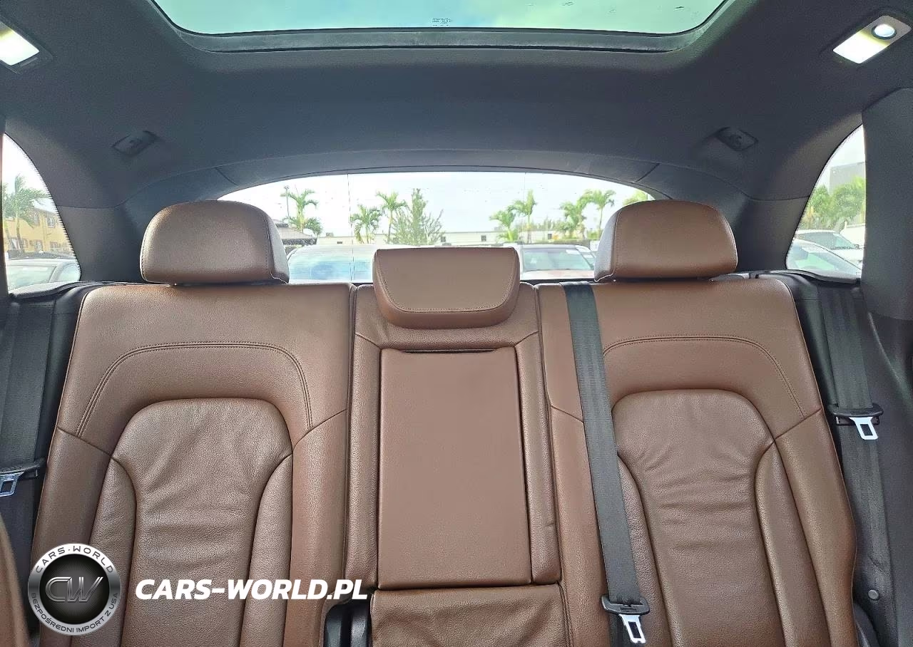 2014 Audi Q5 Premium Plus VIN:WA1LFAFP4EA085538 - 10