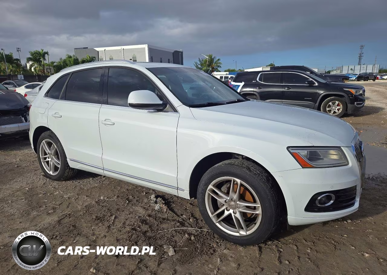 2014 Audi Q5 Premium Plus VIN:WA1LFAFP4EA085538 - 4