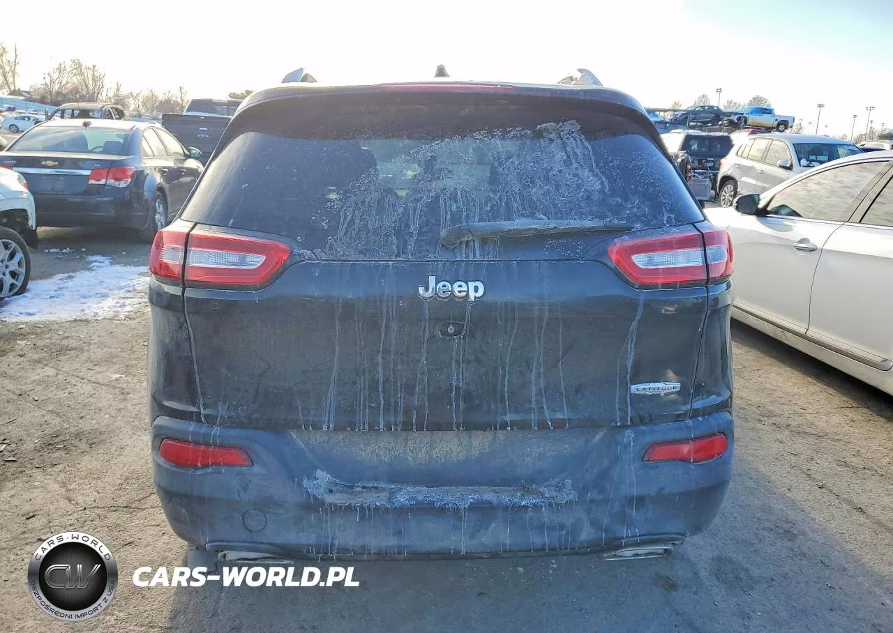 2015 Jeep Cherokee Latitude VIN:1C4PJLCS6FW620769 - 6