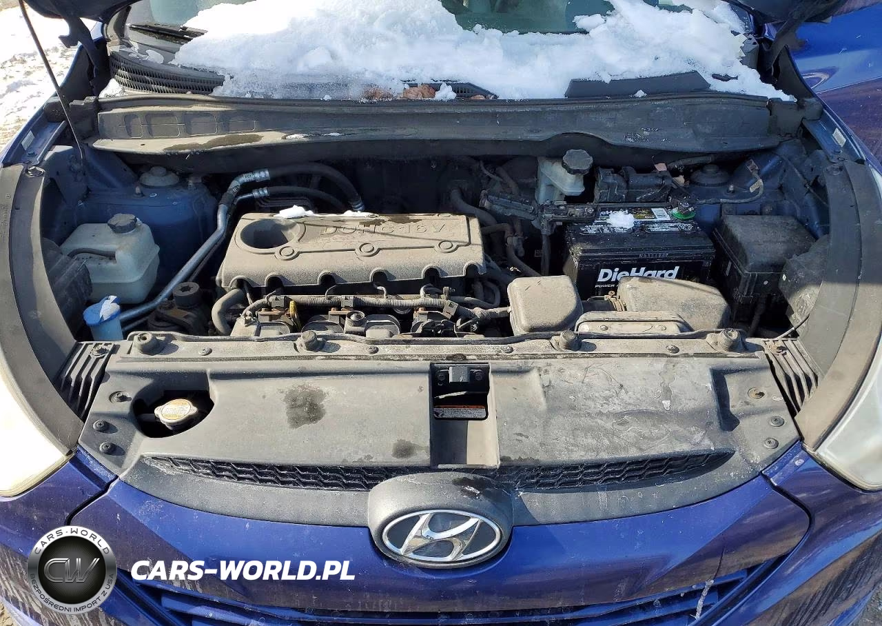 2011 Hyundai Tucson VIN:KM8JUCAC5BU132164 - 12