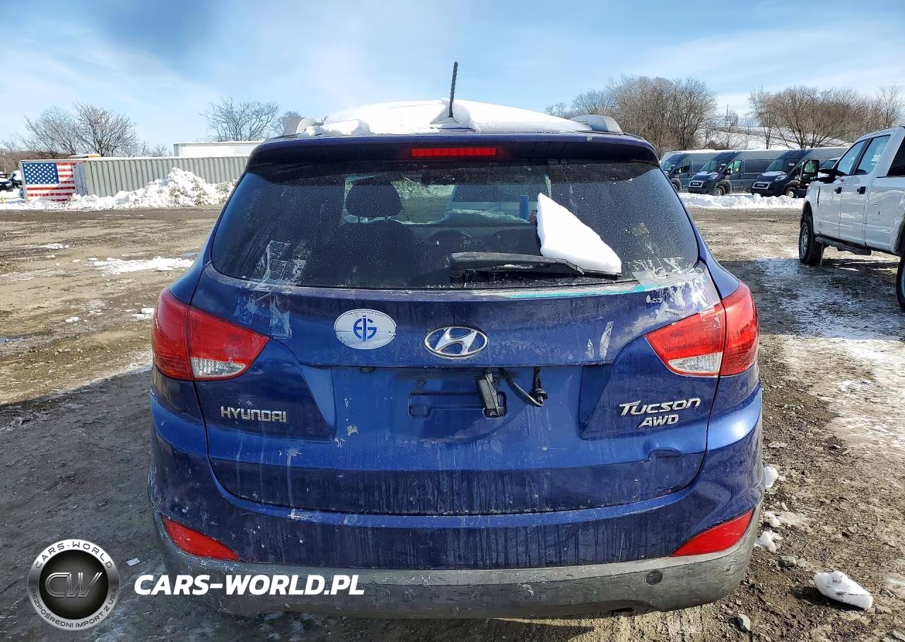 2011 Hyundai Tucson VIN:KM8JUCAC5BU132164 - 6