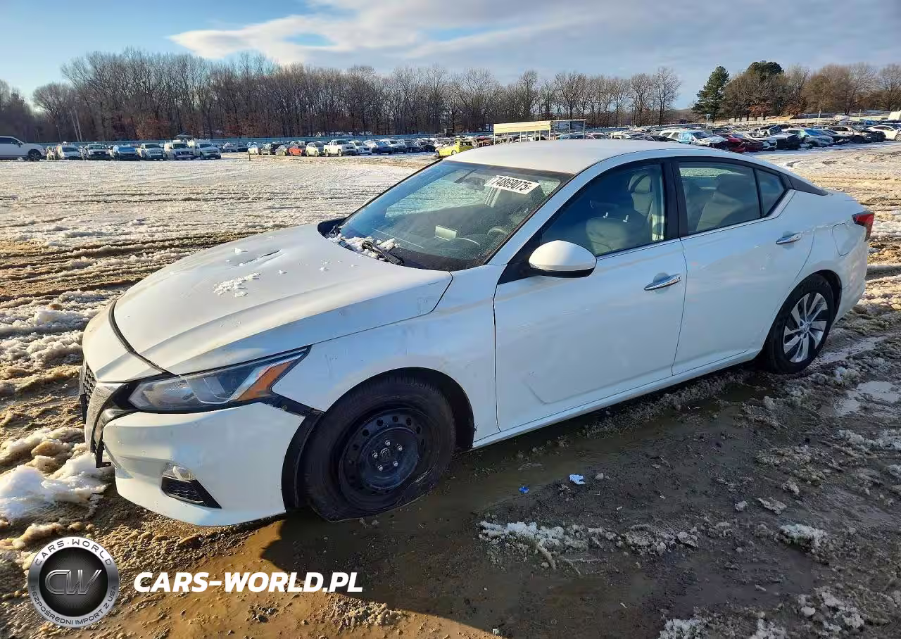 2020 Niss Altima 2.5 S