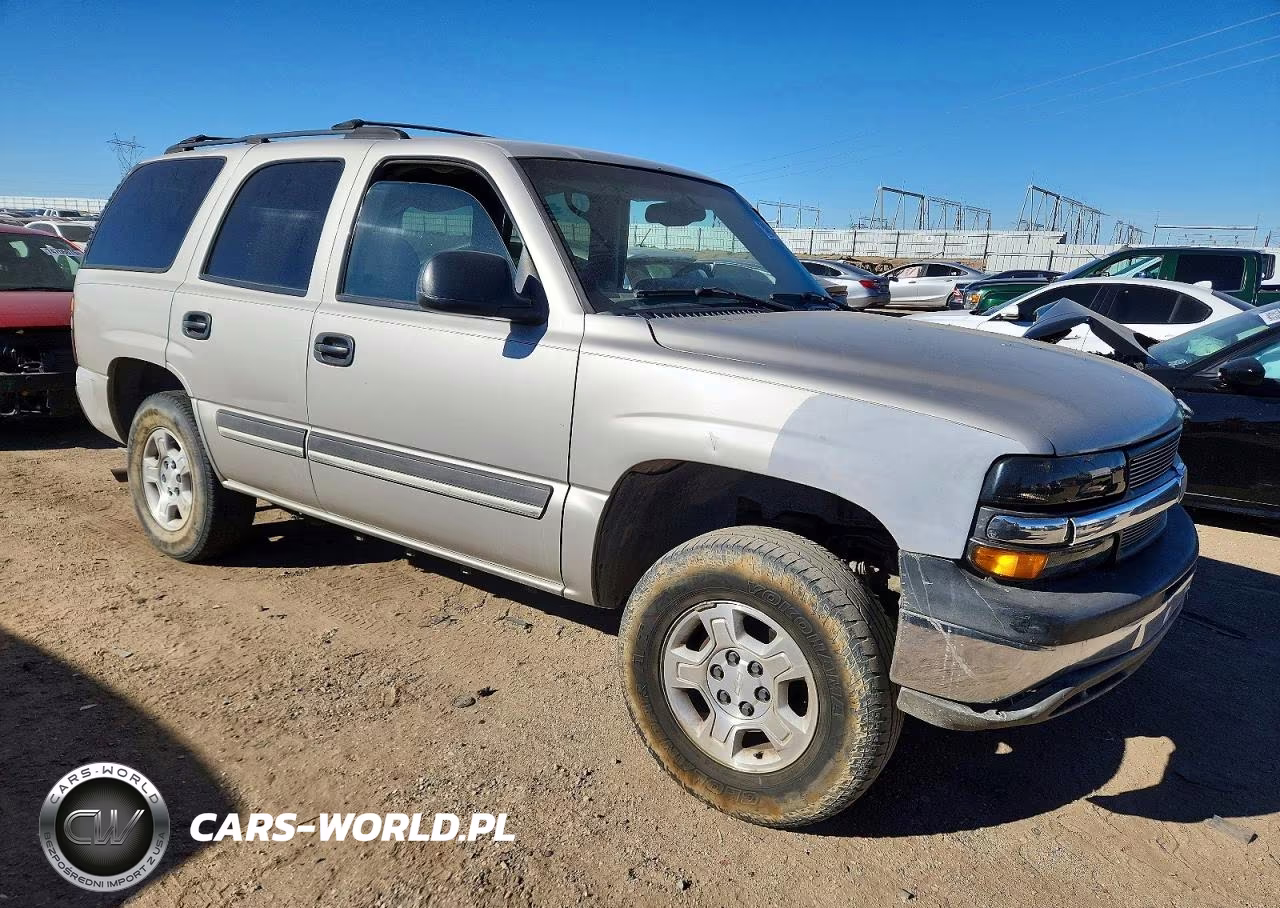 2004 Chevrolet Tahoe C1500 VIN:1GNEC13TX4R312909 - 4