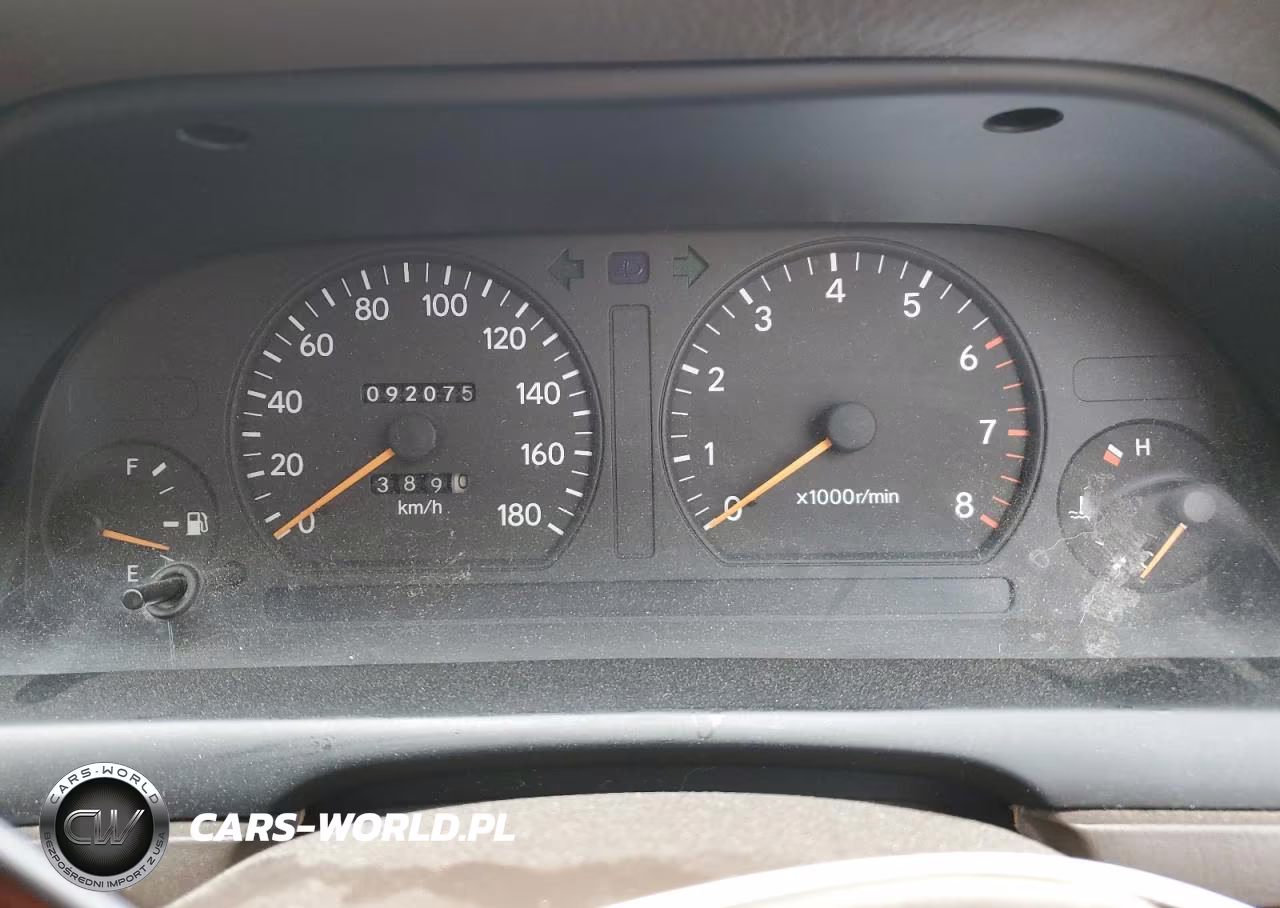1993 Toyota Cressida VIN:GX900024178 - 9
