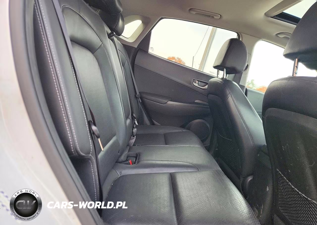 2018 Hyundai Kona Ultimate VIN:KM8K5CA53JU139468 - 10