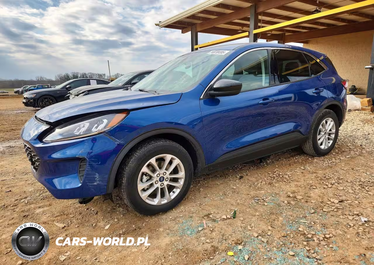 2022 Ford Escape Se