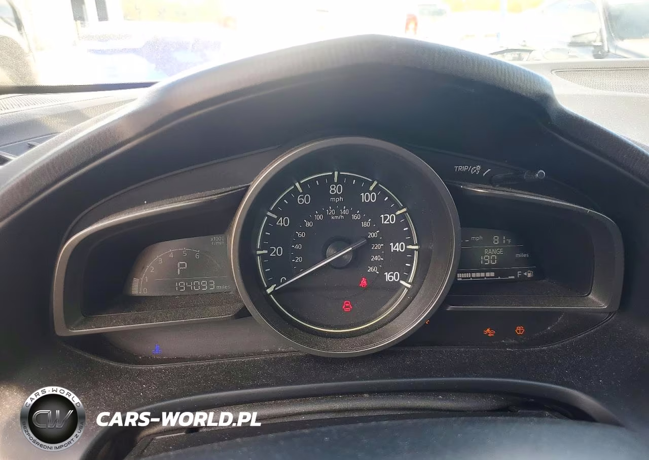 2018 Mazda 3 Touring VIN:3MZBN1V36JM235632 - 9