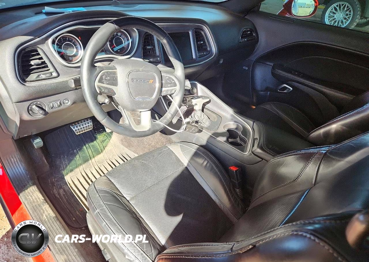 2015 Dodge Challenger Sxt Plus VIN:2C3CDZBG9FH869334 - 8