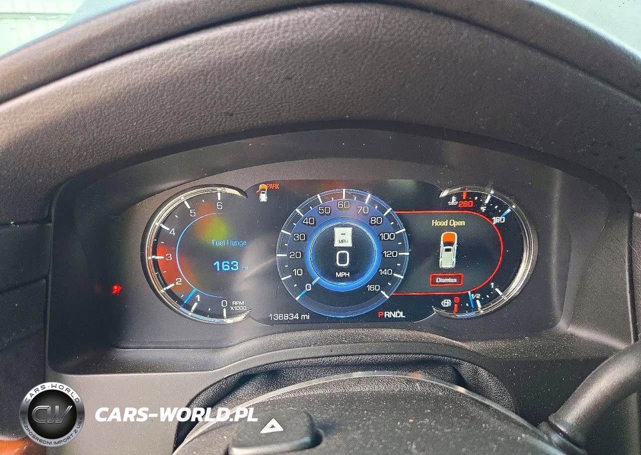 2018 Cadillac Escalade Luxury VIN:1GYS3BKJ6JR345932 - 9