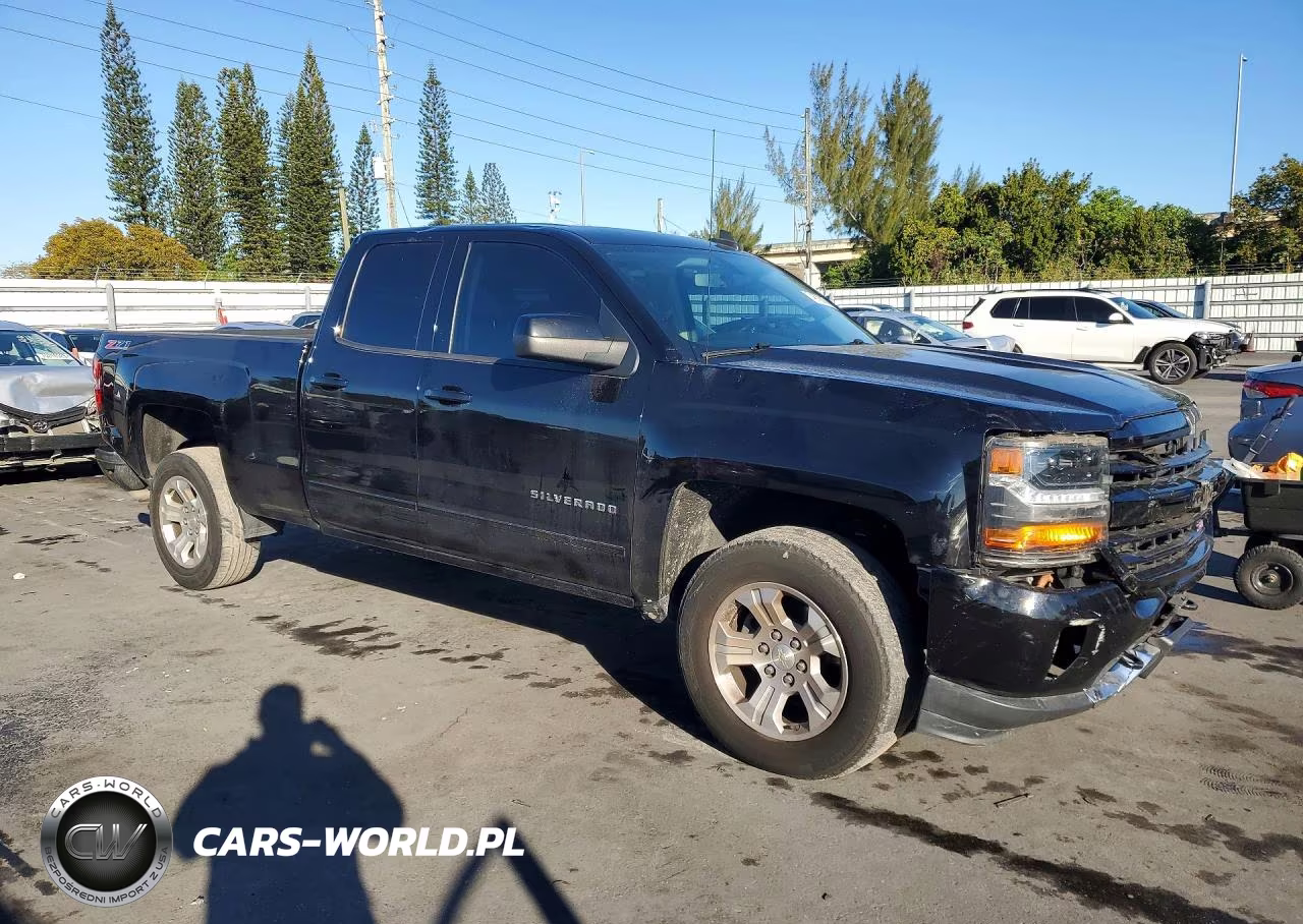 2017 Chevrolet Silverado K1500 Lt VIN:1GCVKREC1HZ329840 - 4