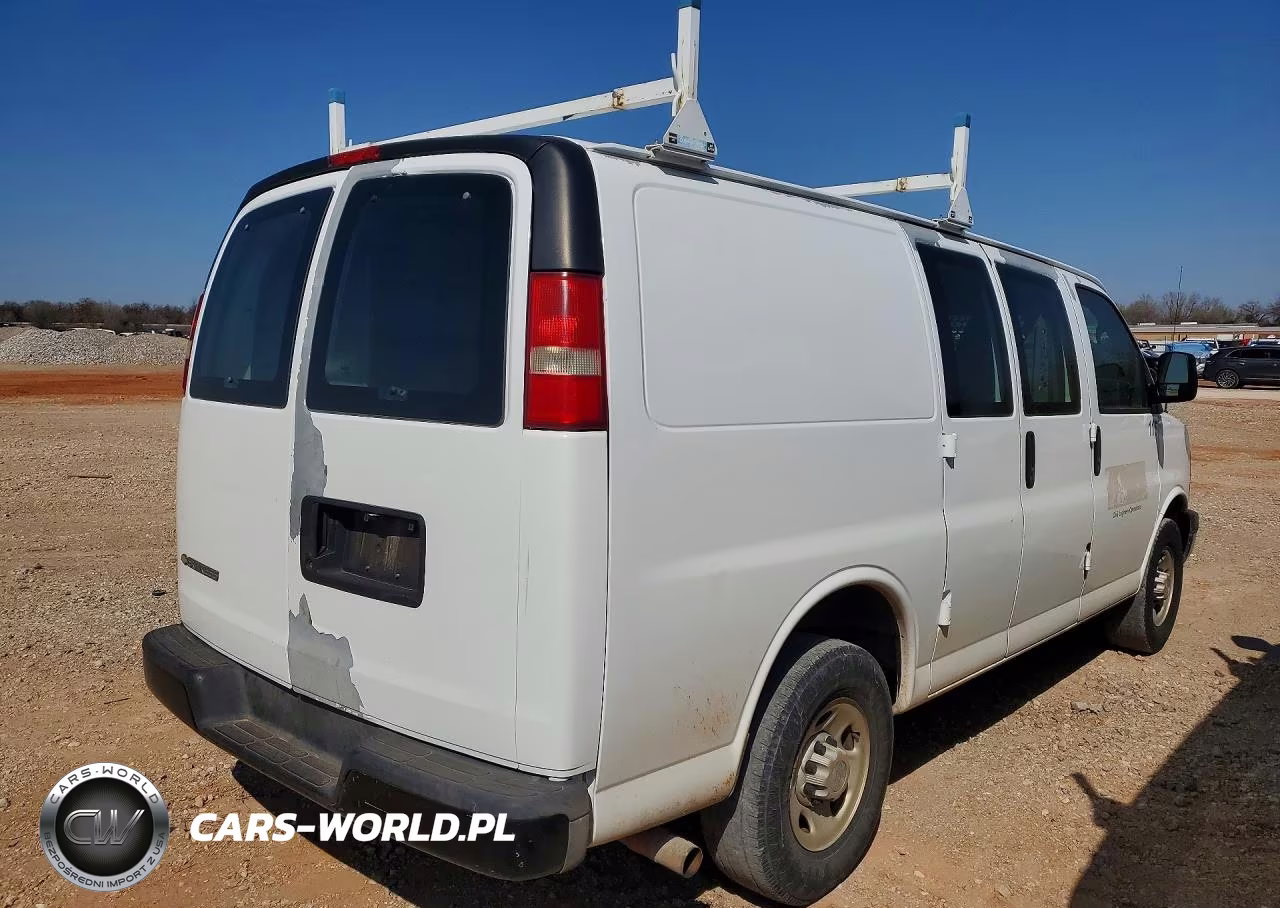2009 Chevrolet Express G2500 VIN:1GCGG25C691103004 - 3