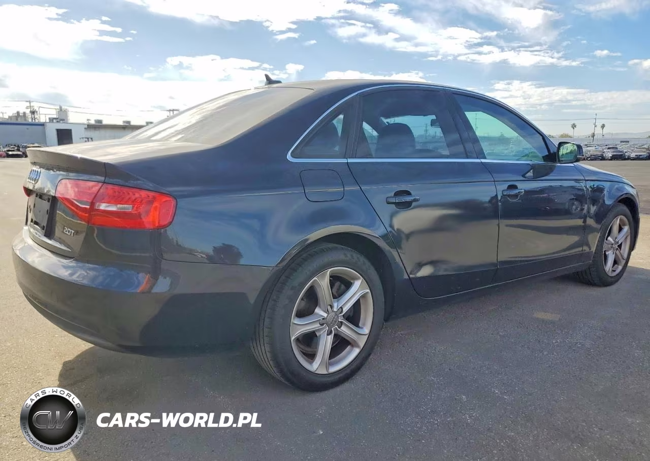2013 Audi A4 Premium VIN:WAUAFAFL1DN025375 - 3