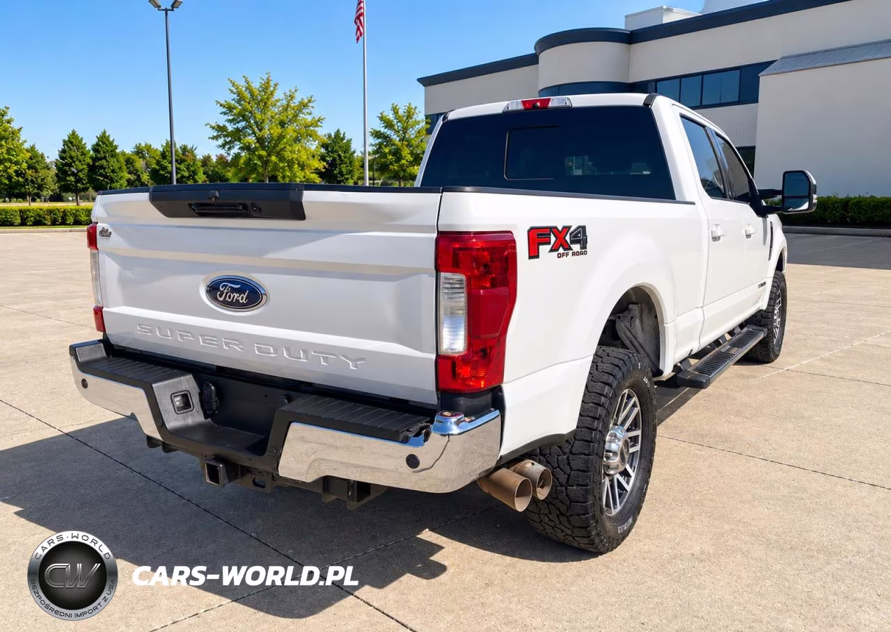 2019 Ford F250 Super Duty VIN:1FT7W2BT4KEF11975 - 4