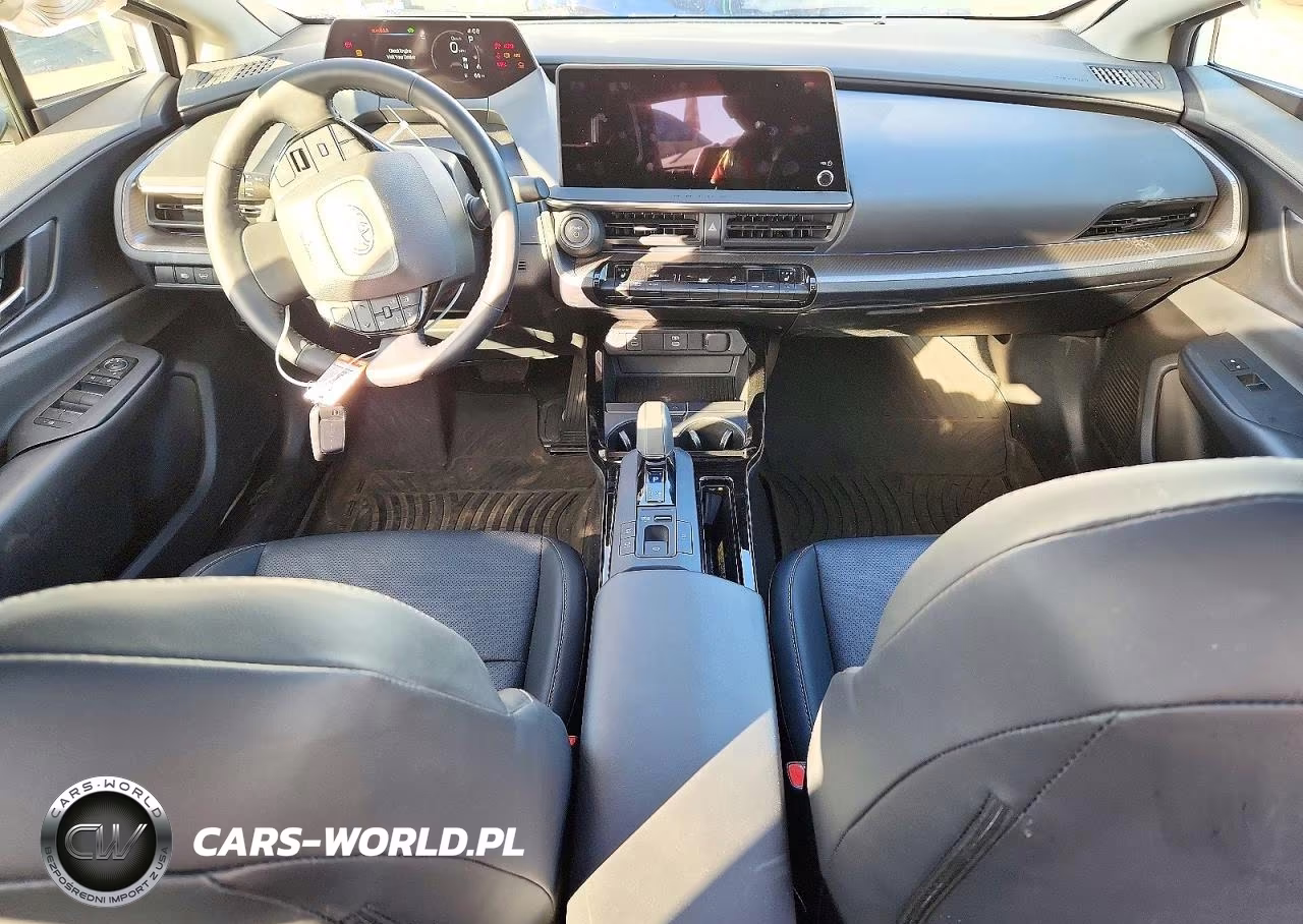 2024 Toyota Prius Xle VIN:JTDACAAUXR3044103 - 8