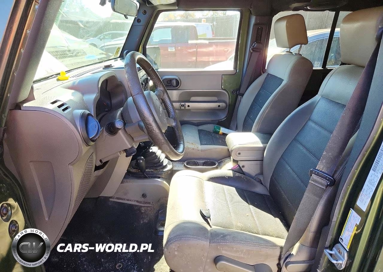 2009 Jeep Wrangler Unlimited X VIN:1J4GA39189L751670 - 7