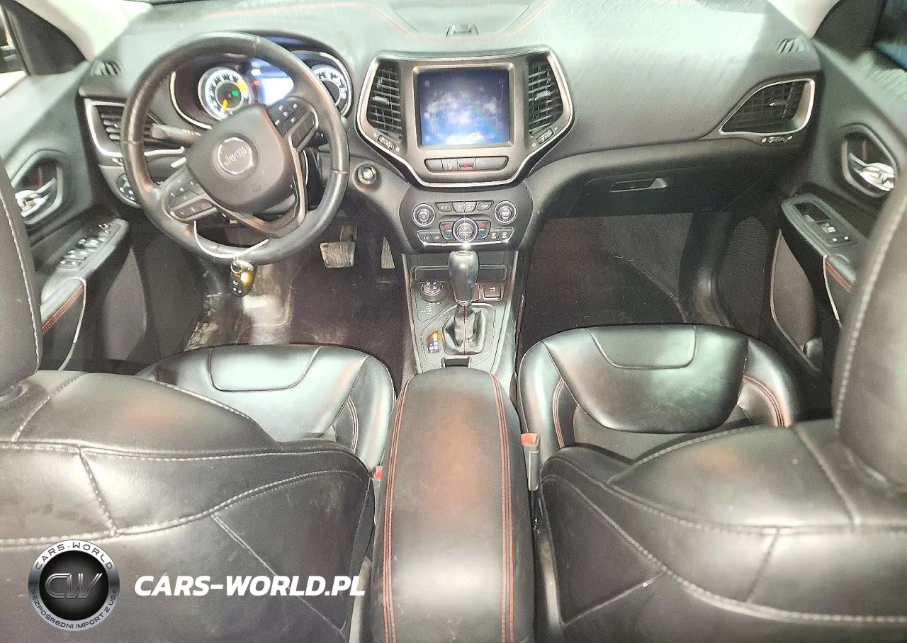 2019 Jeep Cherokee Trailhawk VIN:1C4PJMBX8KD158630 - 8
