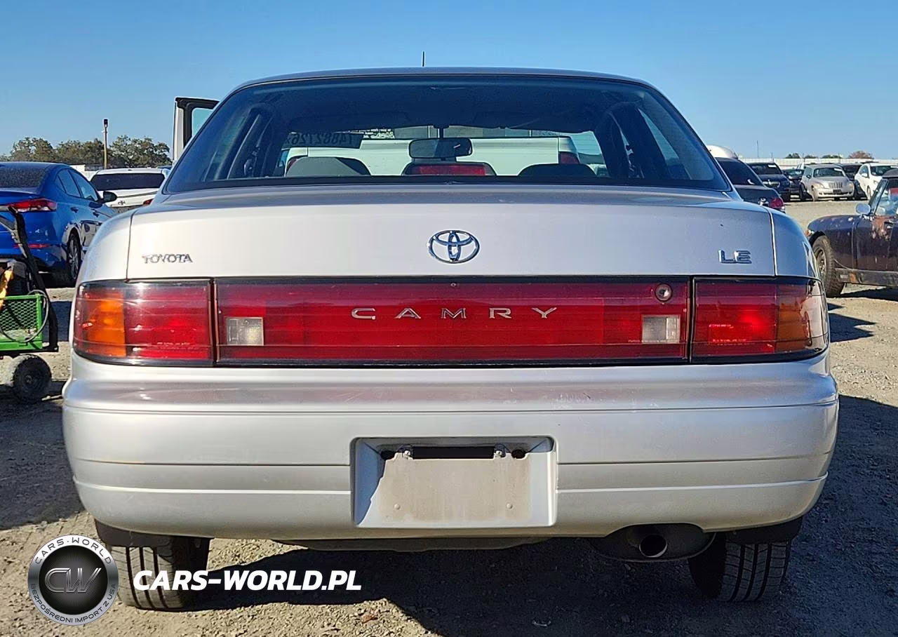 1993 Toyota Camry Le VIN:JT2SK12E5P0163943 - 6