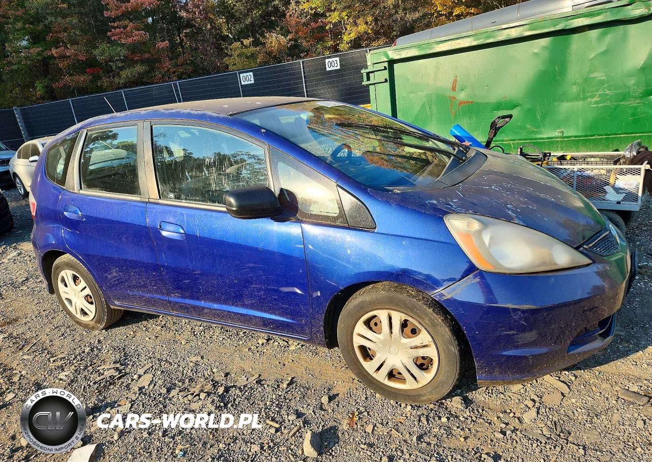 2009 Honda Fit VIN:JHMGE882X9S065247 - 3