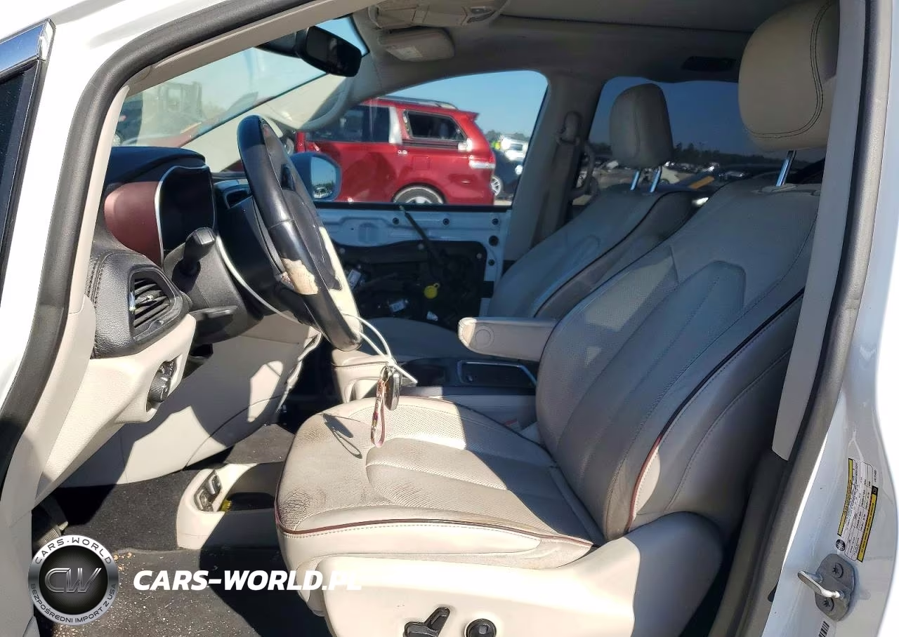 2020 Chrysler Pacifica Limited VIN:2C4RC1GG8LR171435 - 7