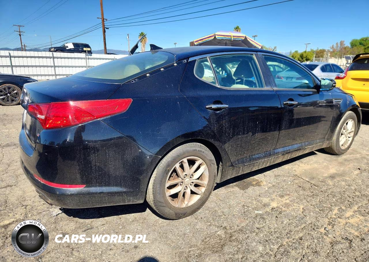 2013 Kia Optima Lx VIN:5XXGM4A79DG135231 - 3