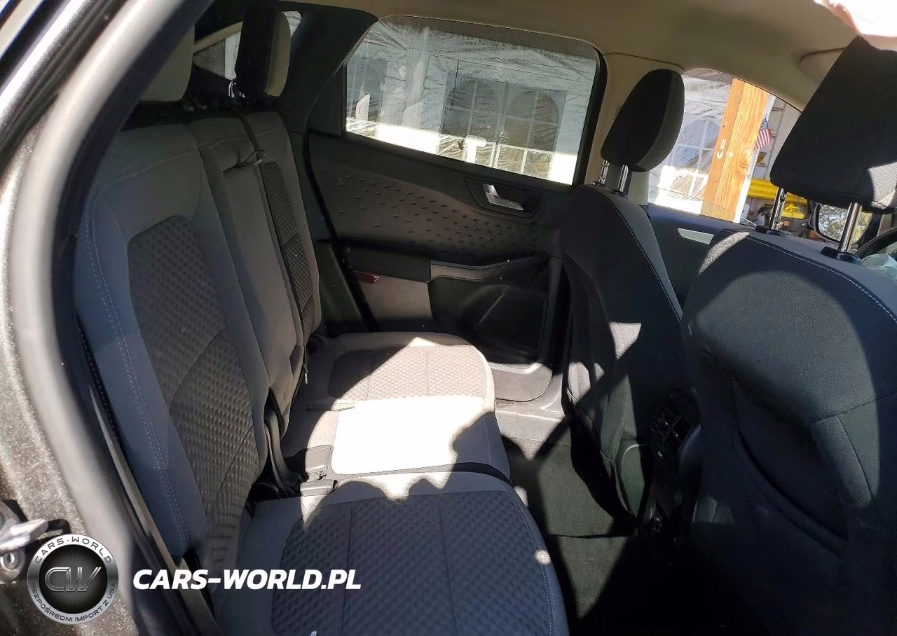 2020 Ford Escape Se VIN:1FMCU9G68LUA30677 - 10