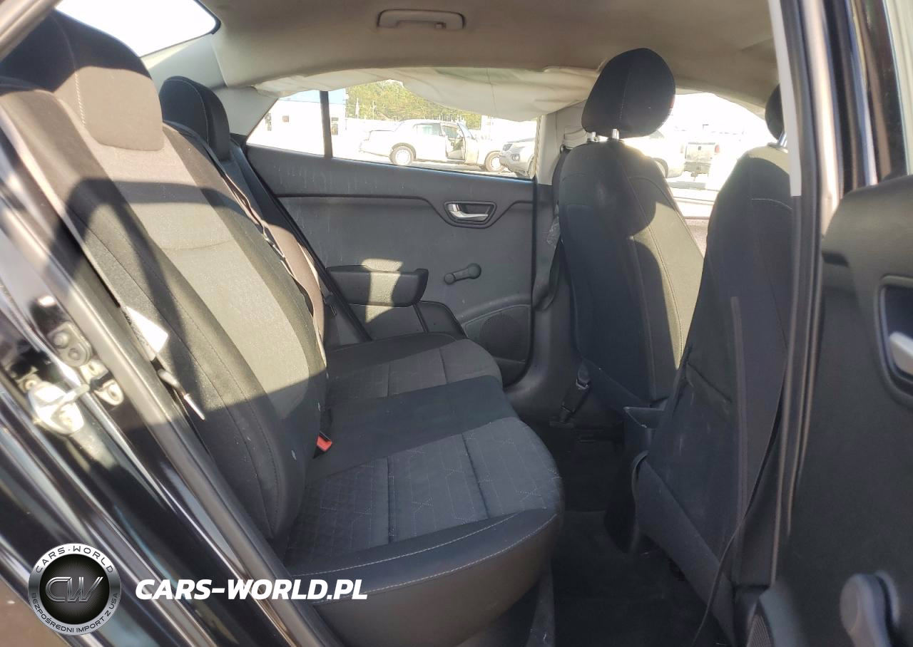 2018 Kia Rio Lx VIN:3KPA24AB8JE058775 - 10