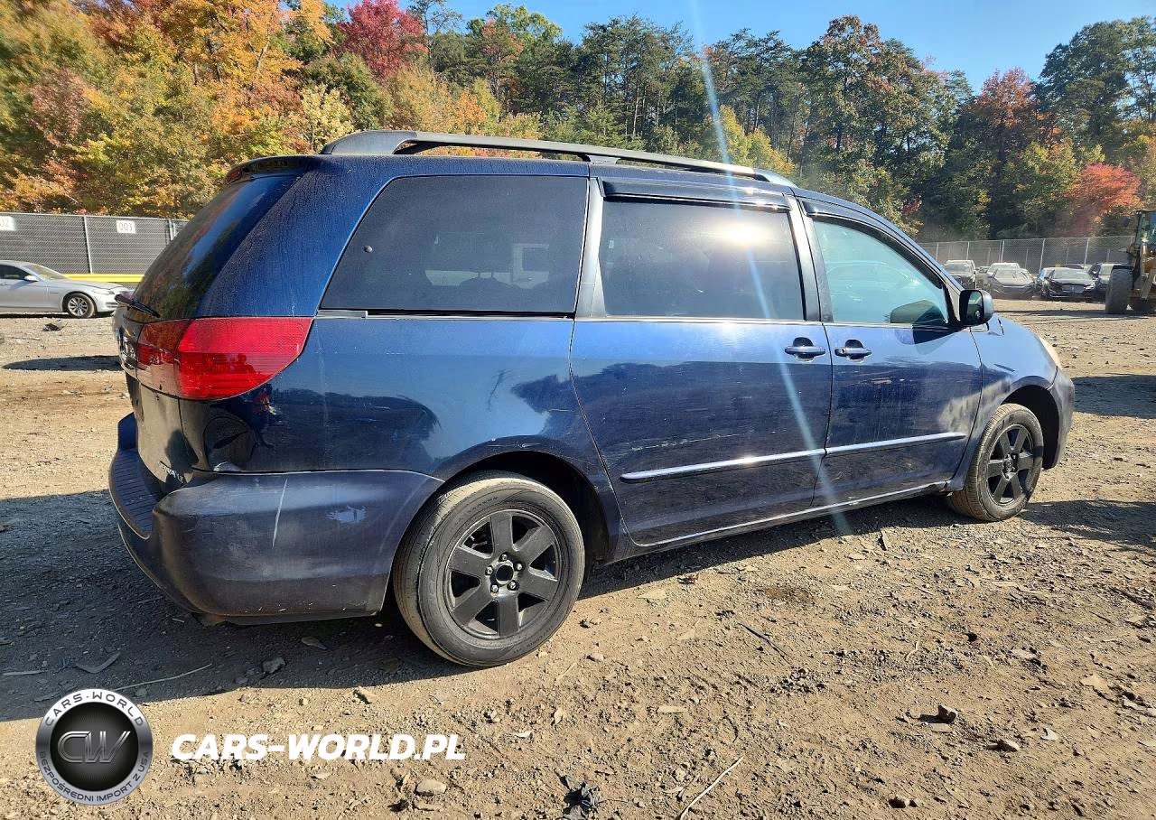 2004 Toyota Sienna Le 7 Passenger VIN:5TDZA23C54S185137 - 3
