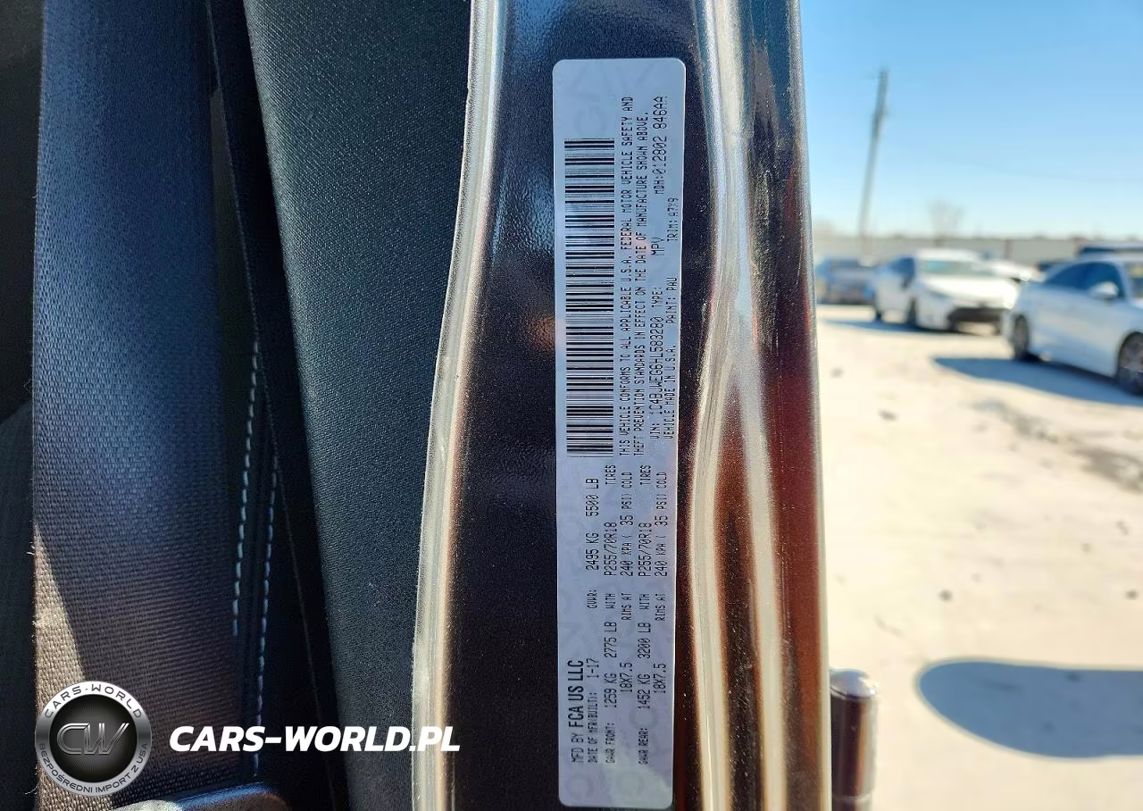 2017 Jeep Wrangler Unlimited Sahara VIN:1C4BJWEG6HL583280 - 13