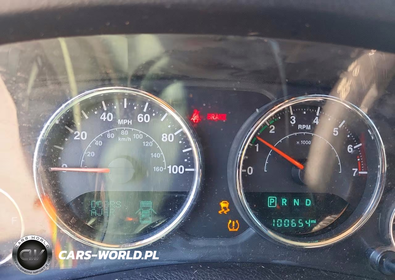 2017 Jeep Wrangler Unlimited Sahara VIN:1C4BJWEG6HL583280 - 9