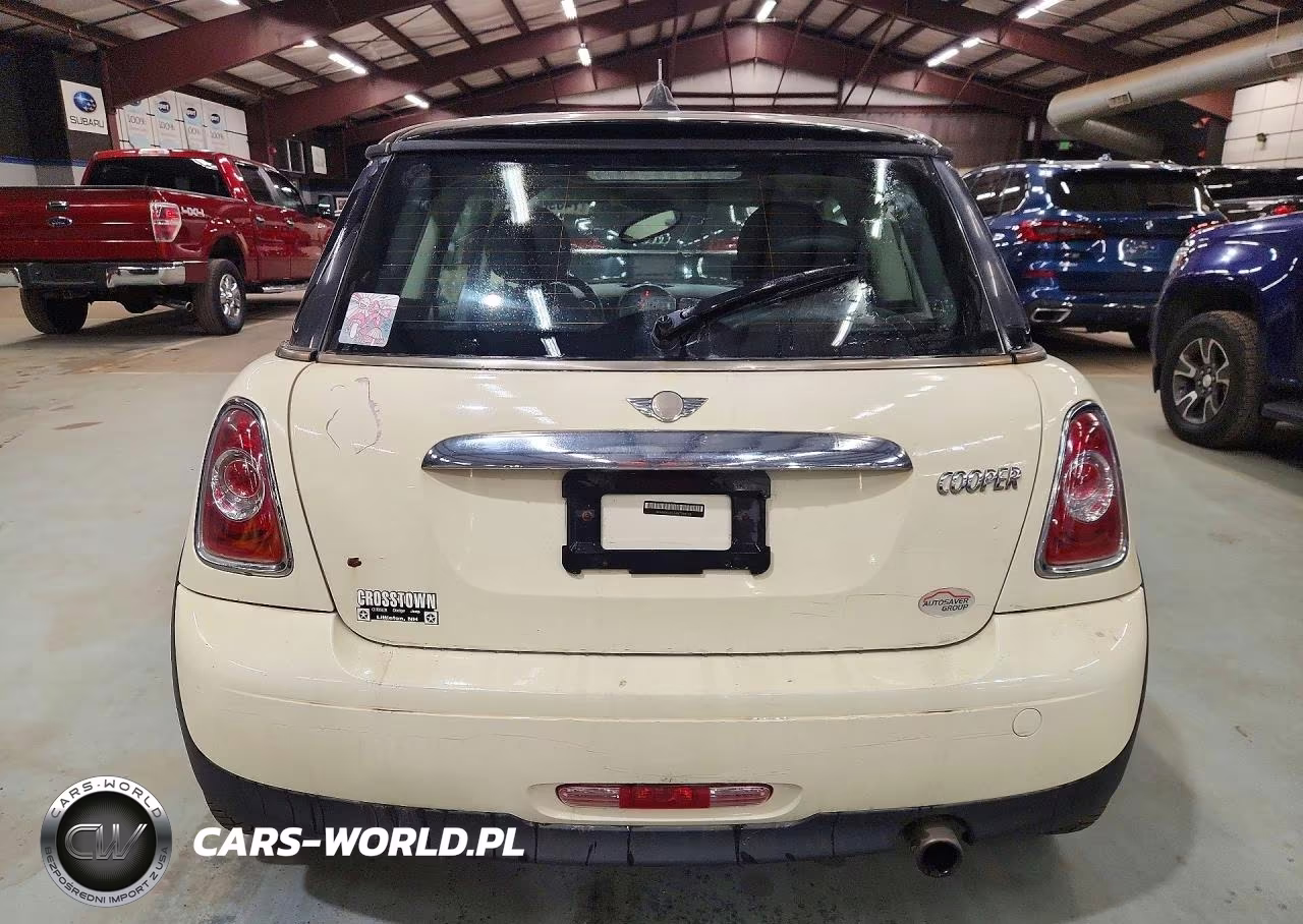 2011 Mini Cooper VIN:WMWSU3C55BT098558 - 6