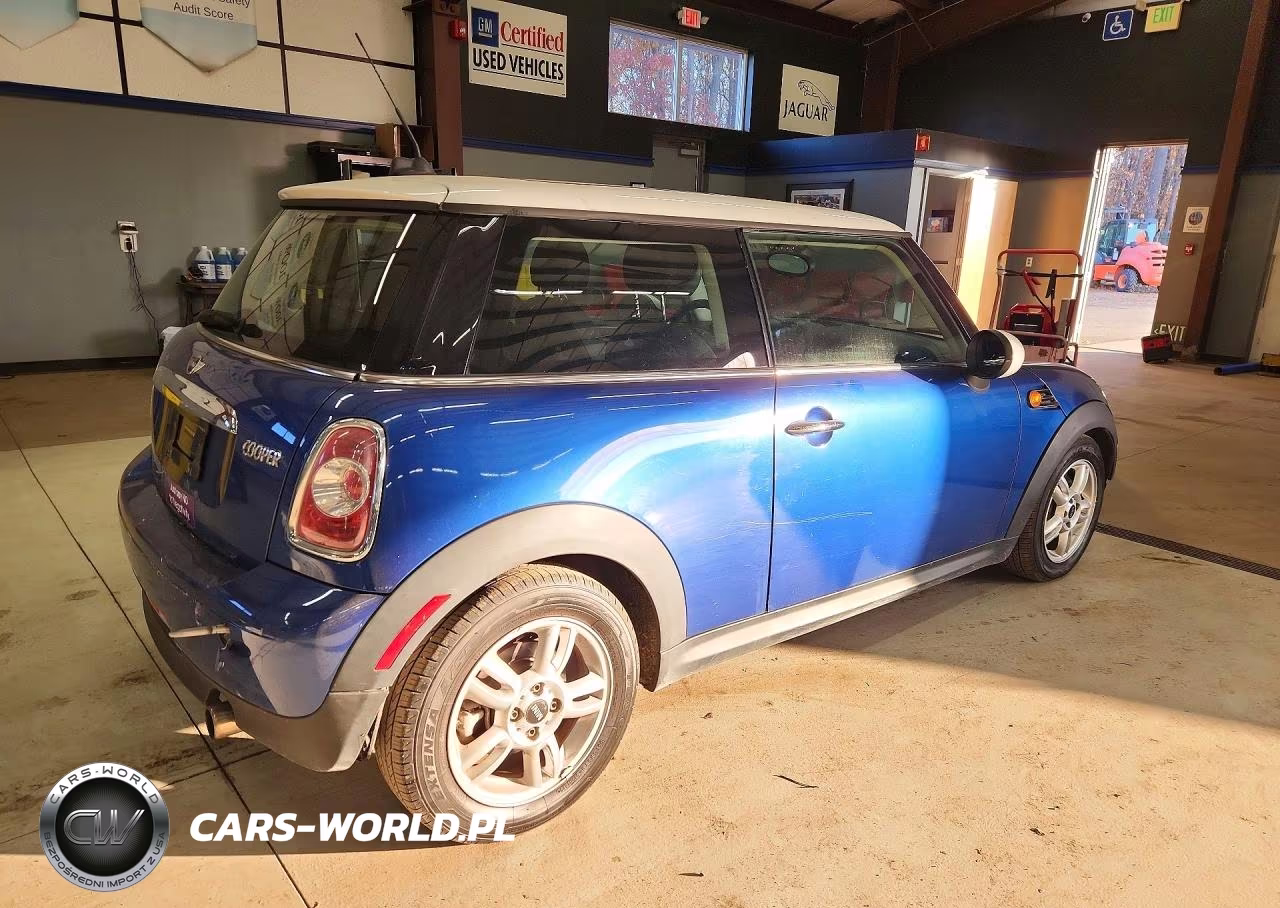 2013 Mini Cooper VIN:WMWSU3C52DT372883 - 3