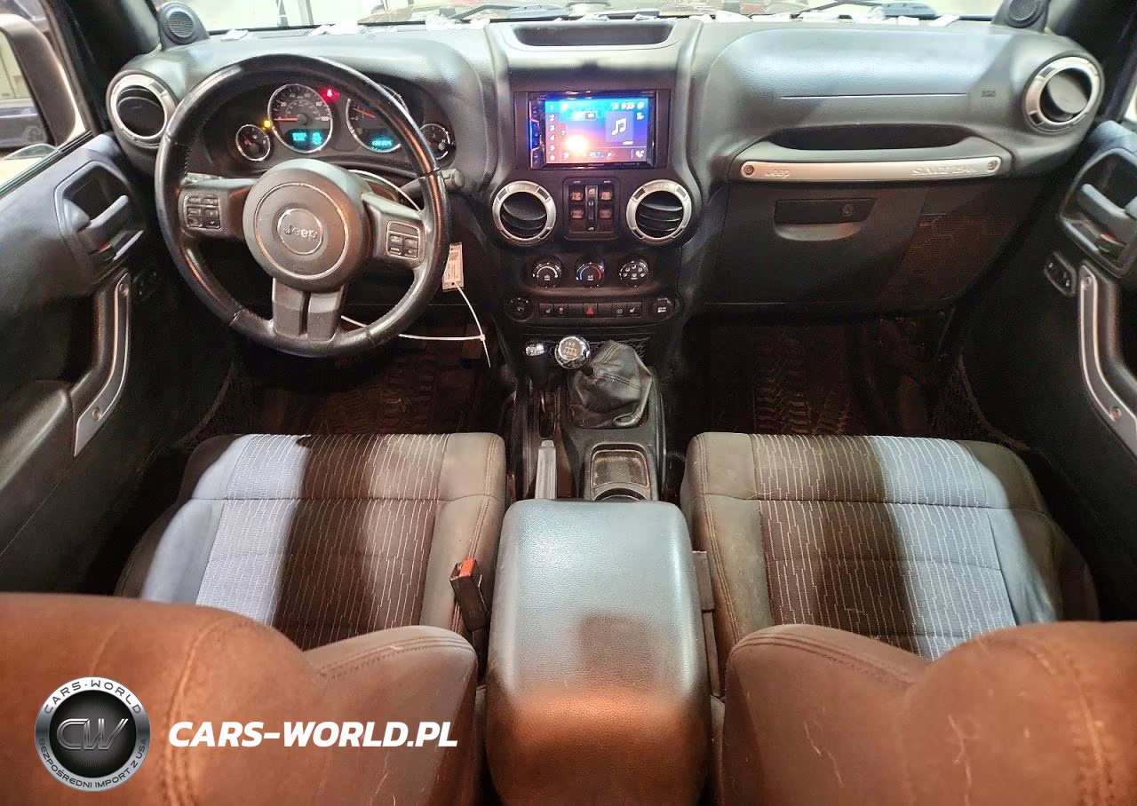 2012 Jeep Wrangler Unlimited Sahara VIN:1C4BJWEG8CL245825 - 8