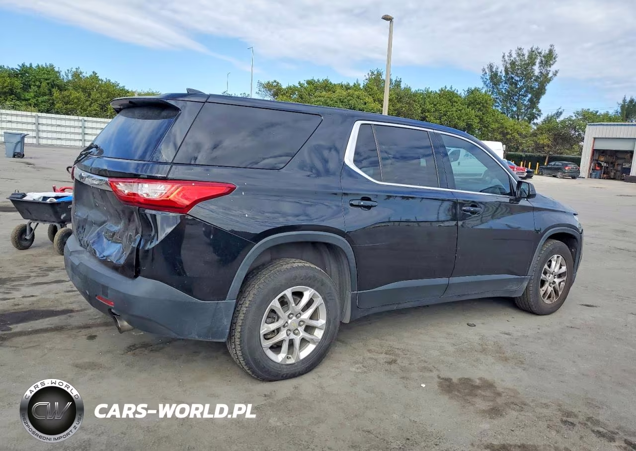 2019 Chevrolet Traverse Ls VIN:1GNERFKWXKJ219889 - 3