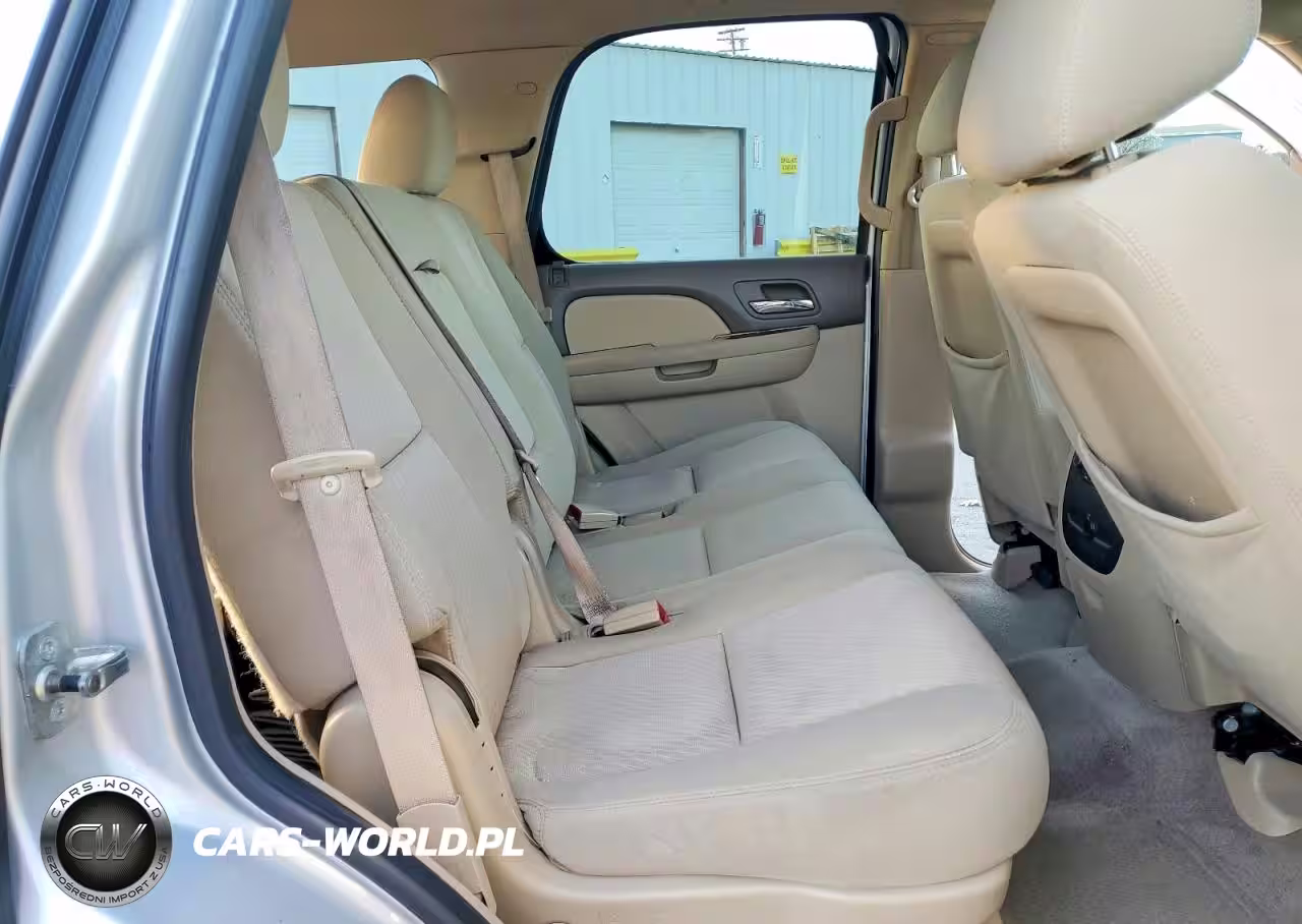 2011 Chevrolet Tahoe C1500 Ls VIN:1GNSCAE03BR171359 - 11