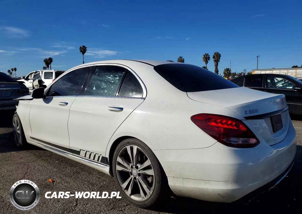 2016 Mercedes-Benz C 300 VIN:55SWF4JB5GU128194 - 2