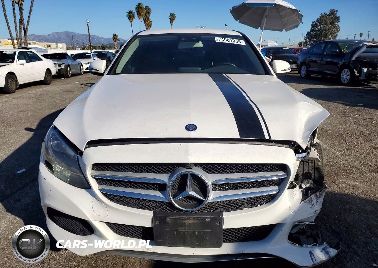 2016 Mercedes-Benz C 300 VIN:55SWF4JB5GU128194 - 5