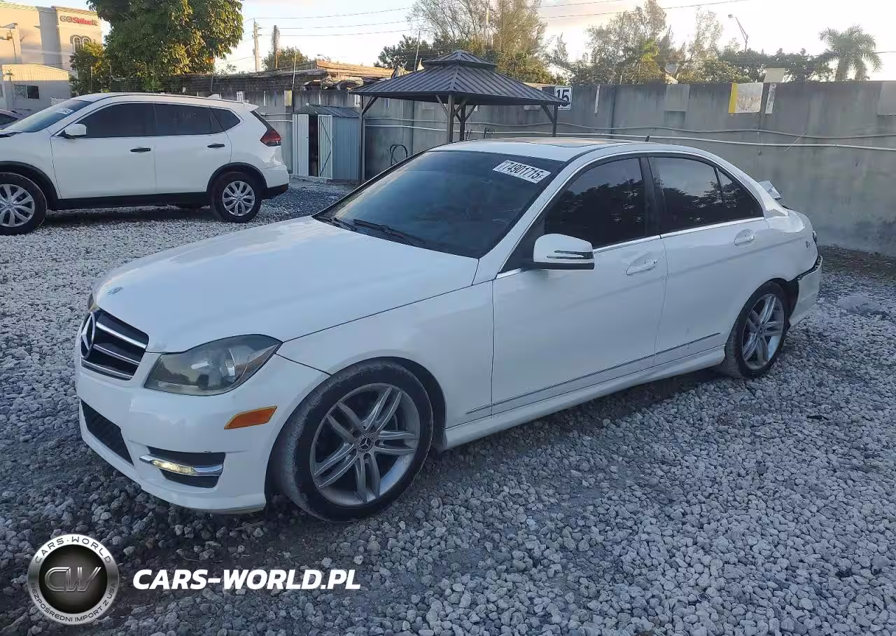 2014 Mercedes-Benz C 250