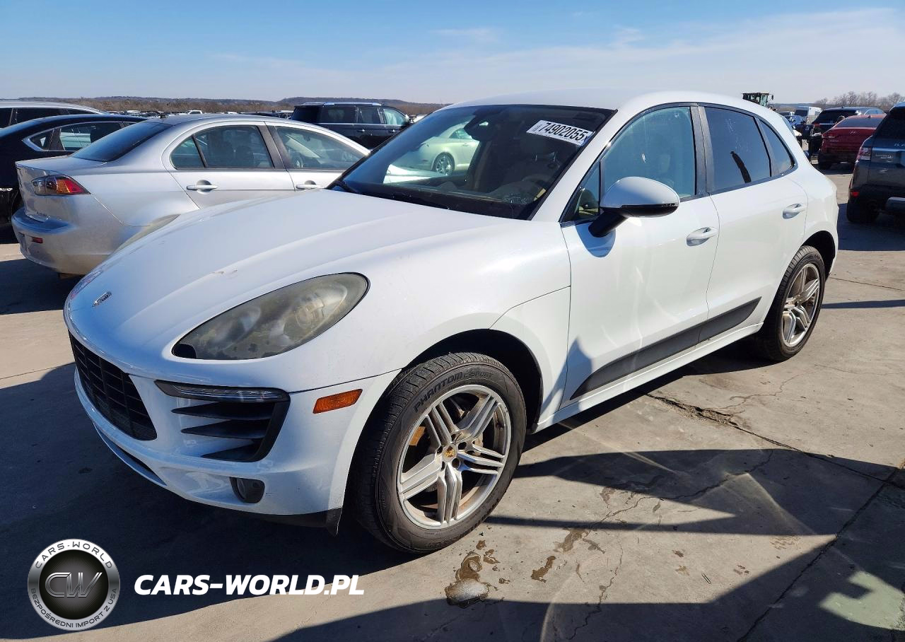 2015 Porsche Macan S