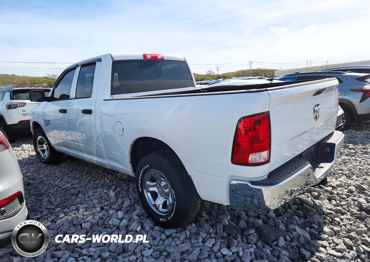 2019 Ram 1500 Classic Tradesman VIN:1C6RR6FG9KS616220 - 2