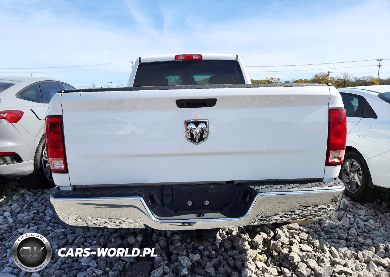 2019 Ram 1500 Classic Tradesman VIN:1C6RR6FG9KS616220 - 6