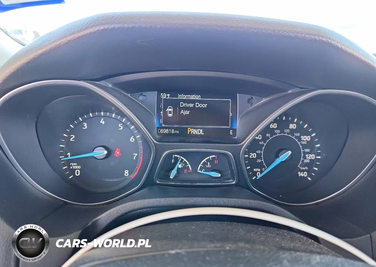 2017 Ford Focus Se VIN:1FADP3F23HL340718 - 9