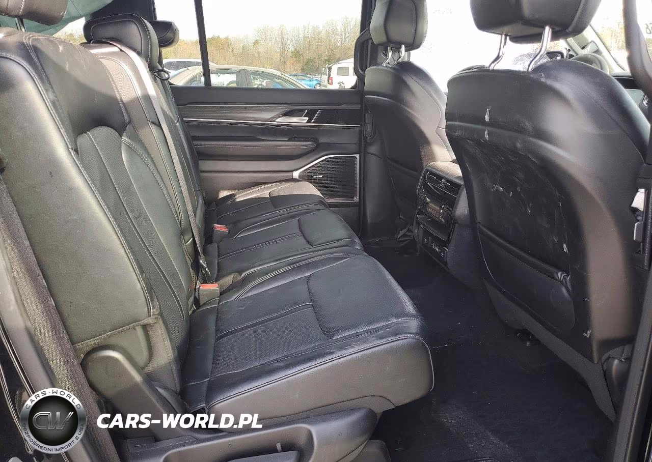 2024 Jeep Wagoneer L Series Ii VIN:1C4SJSBPXRS182027 - 11