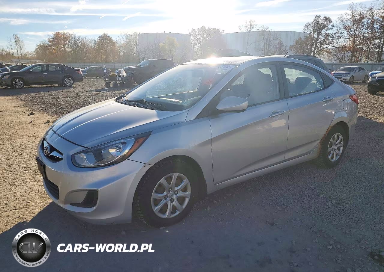 2013 Hyundai Accent Gls VIN:KMHCT4AE6DU317927 - 1
