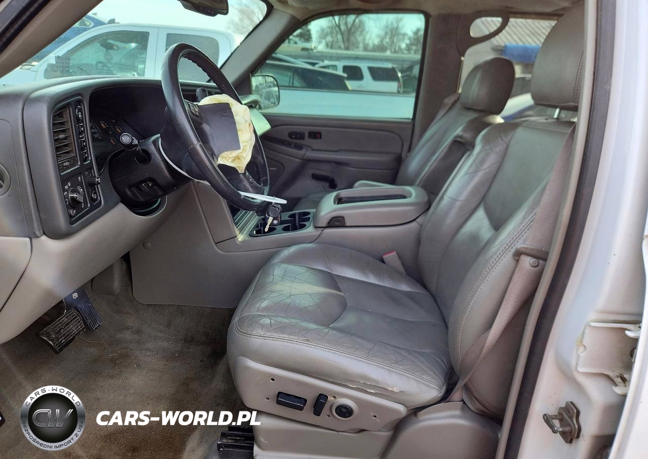 2004 Chevrolet Tahoe K1500 VIN:1GNEK13Z44R306479 - 7